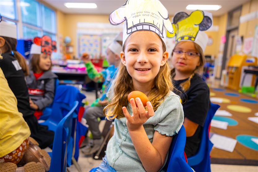 Fairview Elementary students make green eggs and ham